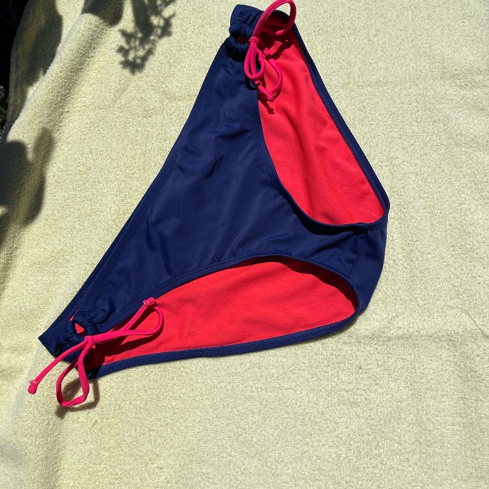 Navy Blue/Pink bottoms